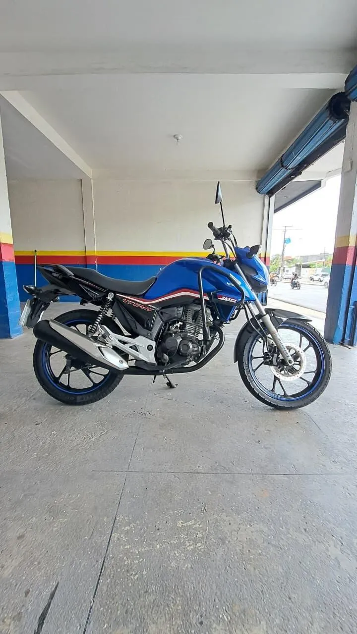 HONDA CG 160 TITAN LATERAL DIREITA